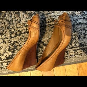 Tory Burch tan wedges